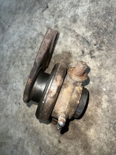 McCormick W9 WD9 Clutch Throwout W/Carrier Sleeve Antique Tractor  8872-D