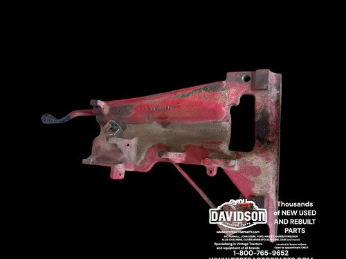 1970 Farmall IH 826 Tractor Right Dash Support Bracket 398109R3