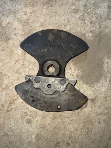 International Harvester Shift Cam 380114R2 For 706 756 826 1466 1086 886 856 ++