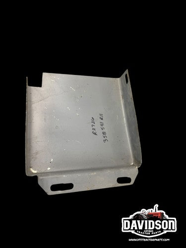 IH Farmall SA AV C SC 100 130 140 200 230 Battery Box Right Side Cover 358541R11