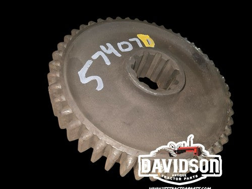 International Farmall Gear-sliding 47T 57407D Antique Tractor International I6