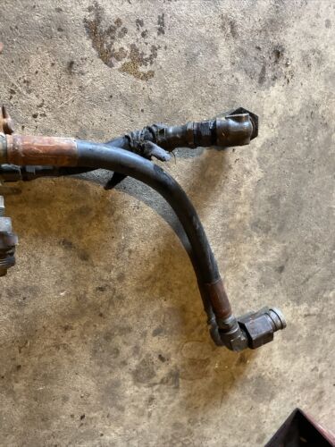 Farmall 560 IH tractor ORIGINAL rear hydraulic hose to platform holder bracket