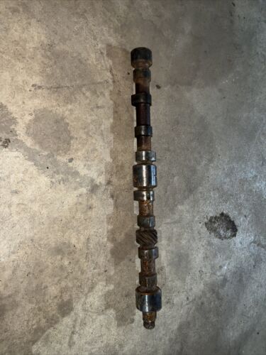 International Super M Camshaft W/O Gear 45955 D