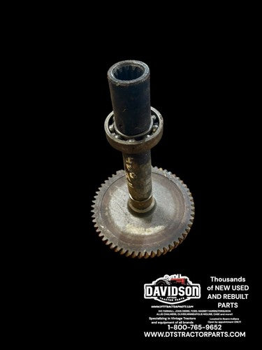 Farmall 460 RC IH tractor PTO Power Take Off input drive shaft w/ drive gear
