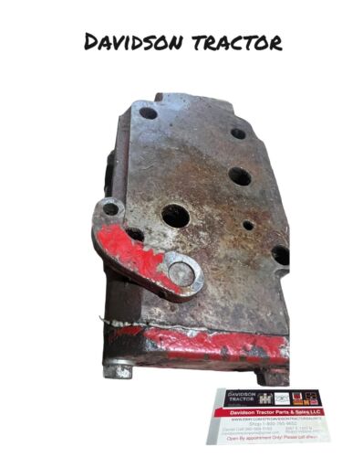 IHC Farmall Hydraulic Block Antique Tractor
