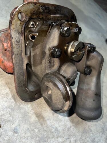 1949 Case DC farm tractor hydraulic valve 6050A