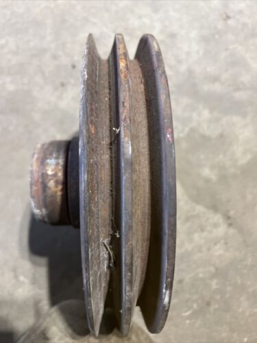 International Tractor  Crankshaft Damper 9” Pulley 606-786-C92 Antique Tractor