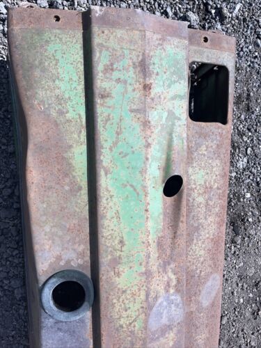 John Deere 50 Gas Hood Antique Tractor