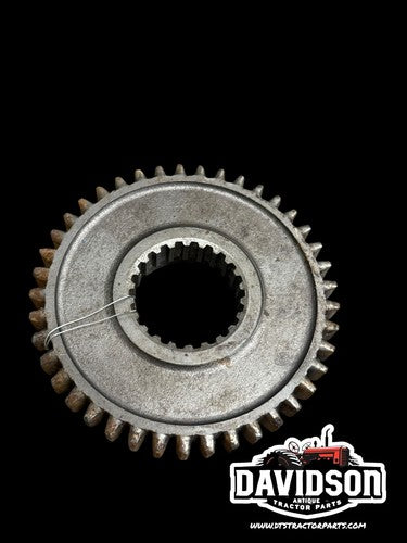 Ford 3415 3rd Sliding Gear 41 Tooth SBA322341560