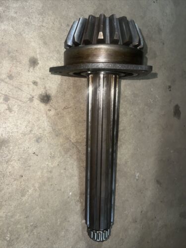 57270-DA IHC Farmall M Main Transmission Shaft/Pinion Antique Tractor