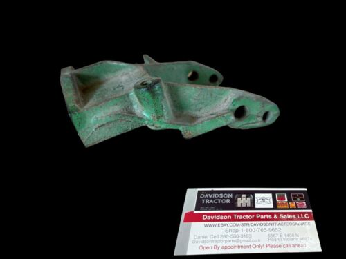 M3152T, T10896T John Deere Throttle And Choke Control Bracket For 420 430 NOS