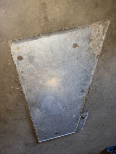 International 504 utility Tractor IH IHC front LEFT radiator side cover panel