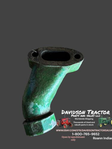 T236147 John Deere Cast Filler Cap/neck