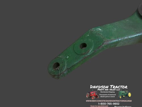 John Deere MT tractor 3pt hitch left inner rockshaft top lift arm bracket M1069T