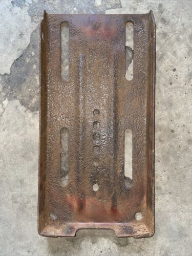 Farmall 300 350 400 450 Battery box lid Seat mount