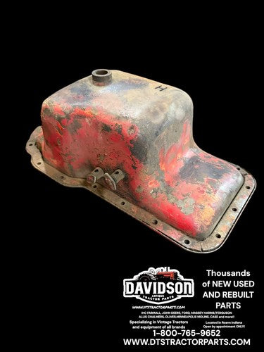 IHC Farmall H Oil Pan Antique Tractor Nice One!