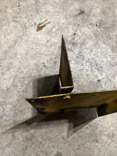Farmall Cub 184 185 Tractor IH seat bracket & battery tray holder