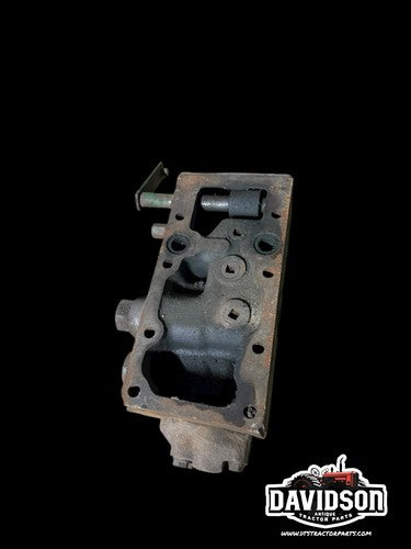 John Deere 520 530 620 630 720 730 Single Hydraulic Control Box F2831R.