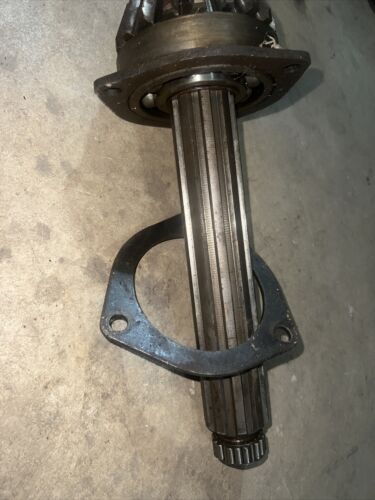 57270-DA IHC Farmall M Main Transmission Shaft/Pinion Antique Tractor
