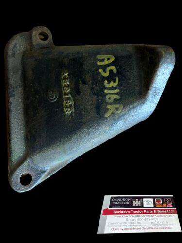 John Deere 620 630 A5316R upper radiator casting