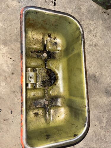 1961 Case 830 diesel farm tractor rocker arm/valve cover