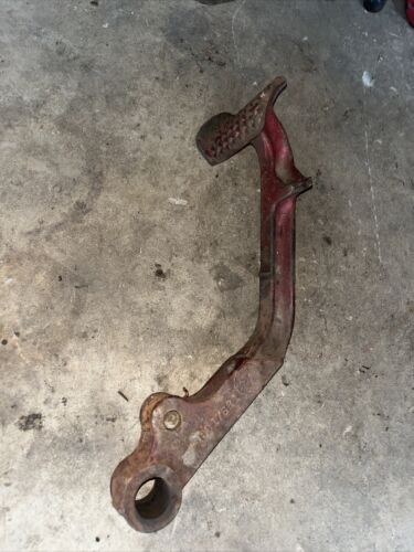 International Farmall 706 IH Tractor clutch pedal Antique Tractor