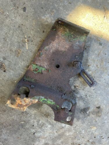 John Deere Styles B Fanshaft Mounting Bracket Antique Tractor
