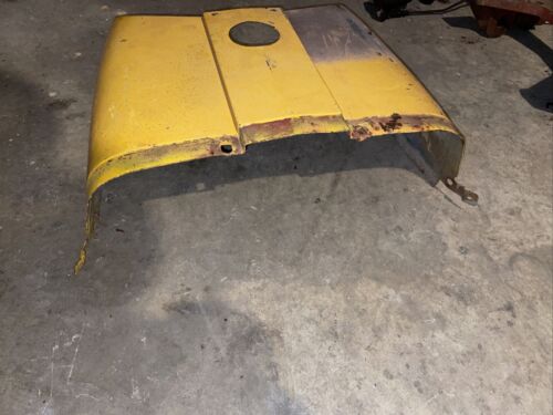 IH FARMALL 424 444 2444 TRACTOR CENTER FUEL TANK HOOD - NICE NO DENTS