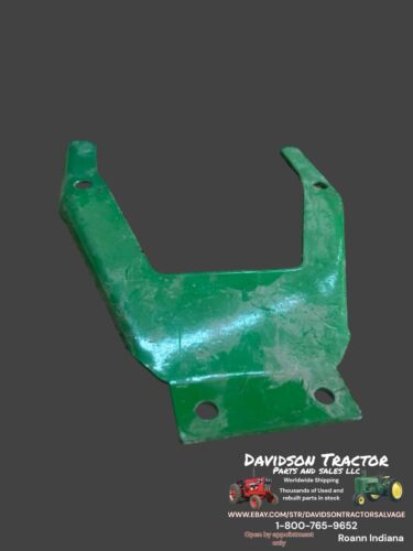 Seat Bracket Lower for John Deere 2010 2510 2520 3010 3020 4000 4010 4020 4030