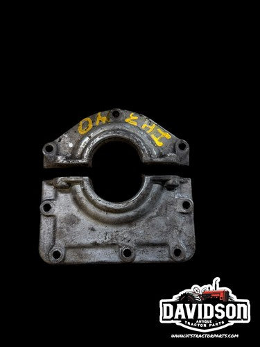 IH Farmall 340 Rear Crankshaft Seal Retainer Antique Tractor