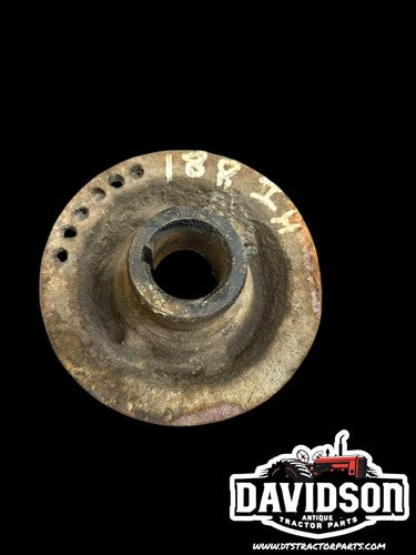 International 504 2504 Diesel Crankshaft Pulley D-188 Antique Tractor