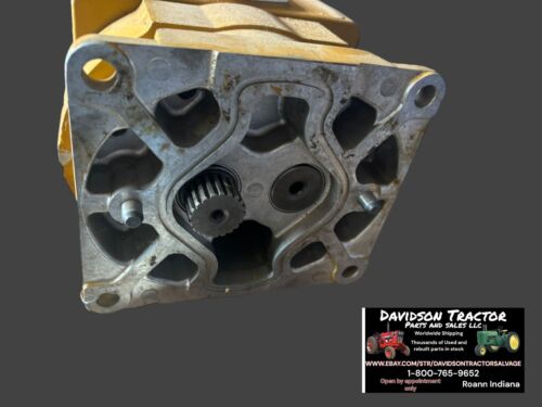Komatsu 705-52-40090 Hydraulic Pump K6725 69025 2FCJ101
