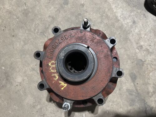 Farmall Hub Differential for M series/400/450/560/IH 660 Tractors (357030R1)