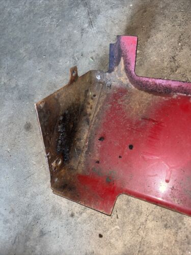 International Farmall 706 IH tractor original hydraulic valve cover panel