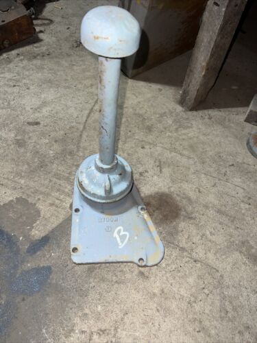 B700R Unstyled John Deere B tractor JD transmission cover oil breather tube cap