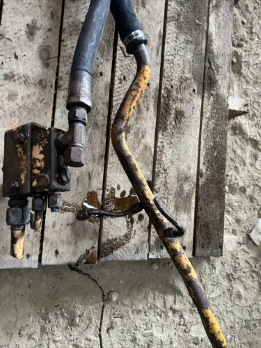 International IH Farmall 444 Hydraulic Pump W/ Line Assembly