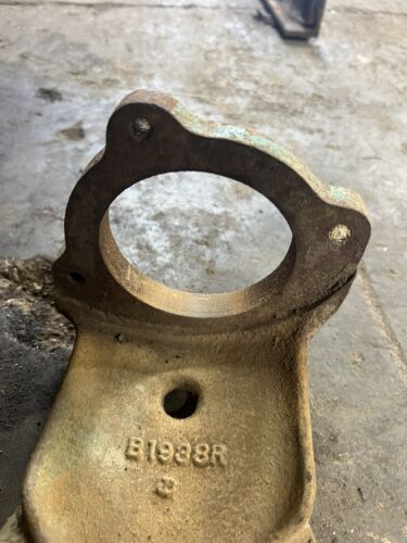 OEM Used John Deere B 96,000-200,999 Starter Bracket B1938R No Breaks Or Welds