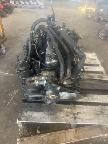 Nissan 2.2 complete running diesel engine 5 speed transmission WILL SHIP