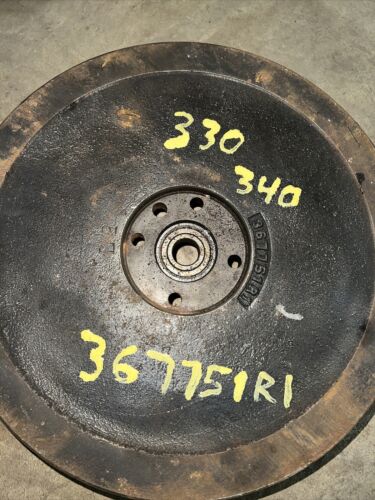 IH Farmall 330,340 Flywheel Antique tractor 367751-R1 Nice One!