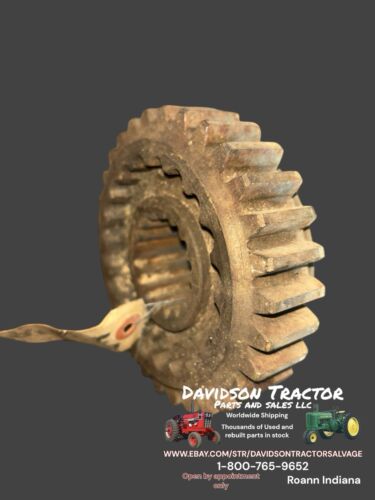 John Deere B sliding gear shaft drive Transmission Gear B2433R
