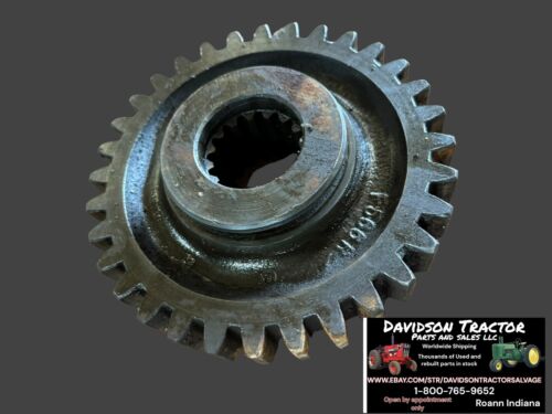 John Deere JD G 70 Tractor Transmission drive 5th 6th gear F566R