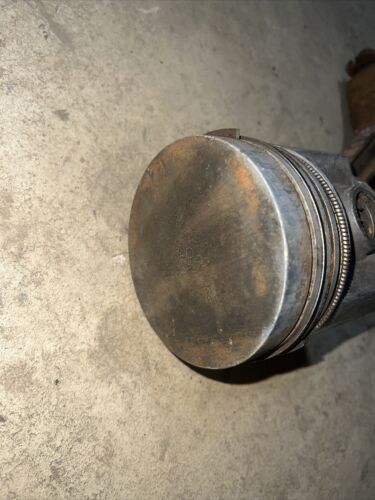 IH Farmall 400 c264 Piston W/Connecting Rod 45750DA
