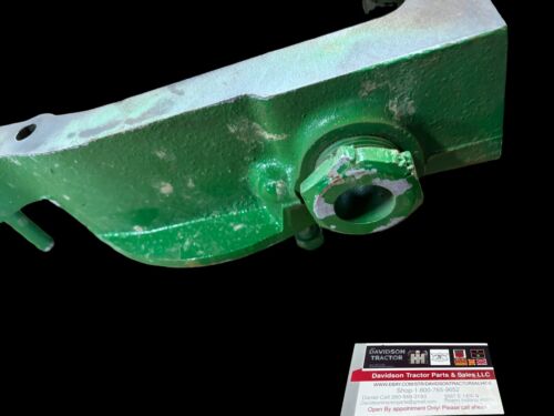 USED JOHN DEERE H TRACTOR REDUCTION GEAR COVER H346R