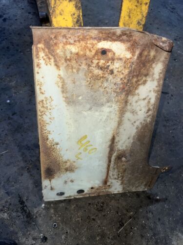 Farmall 460 RC Tractor IH IHC radiator left side front cover panel