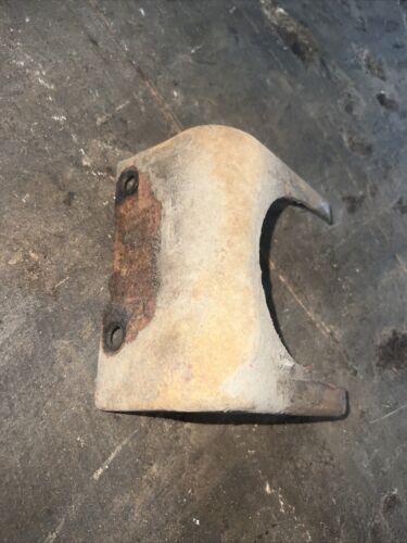 Farmall B A C SA S1 tractor orignal IH short gas tank mounting bracket