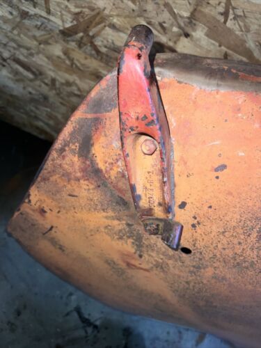 McCormick W9 WD9 IHC Left Rear Fender Antique Tractor