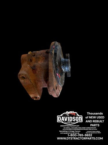IH International Farmall C-135 Distributor Drive Housing Antique Tractor