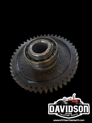 IH International 584 Transmission Shaft W/ gear Antique Tractor