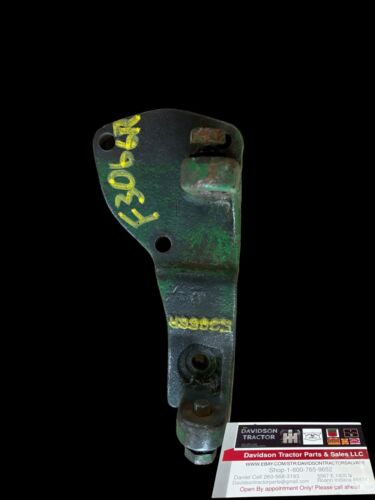 USED F3066R John Deere Coupling Bracket F3066R 520 530 620 630 720 730