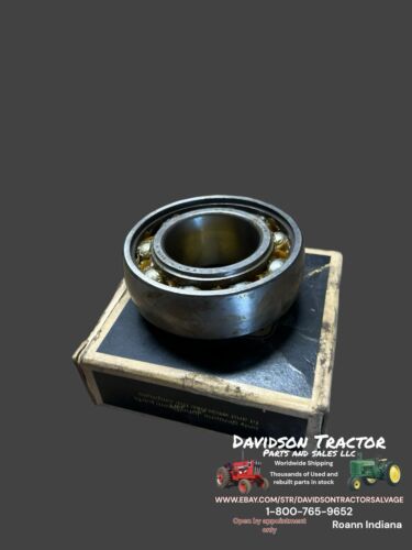 Genuine John Deere New Old Stock Adapter Bearing JD 8558 E